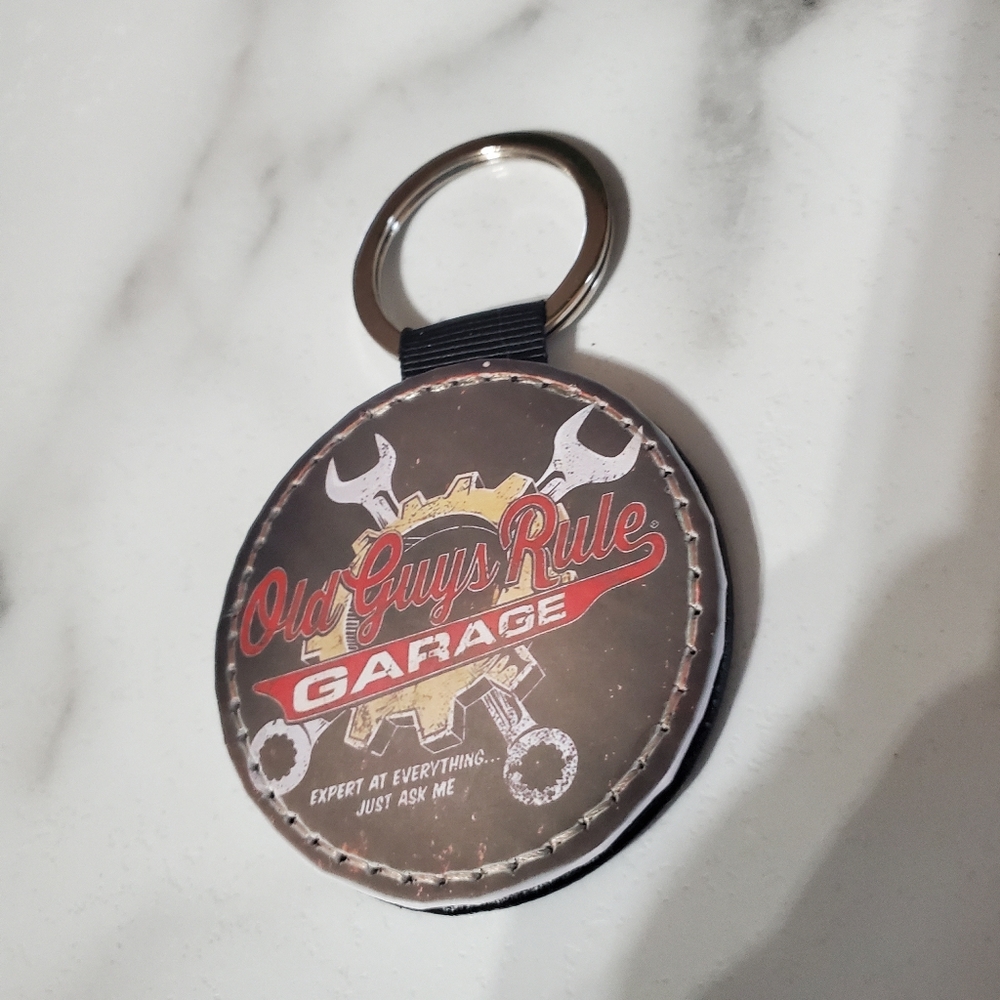 Old Guys Rule GARAGE Keychain - Picture 5 of 6